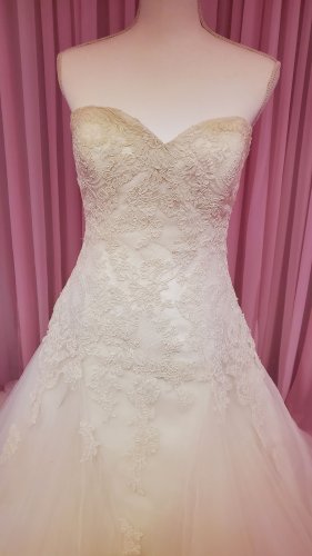 La Sposa A Line Wedding Dress Ivory Size 8